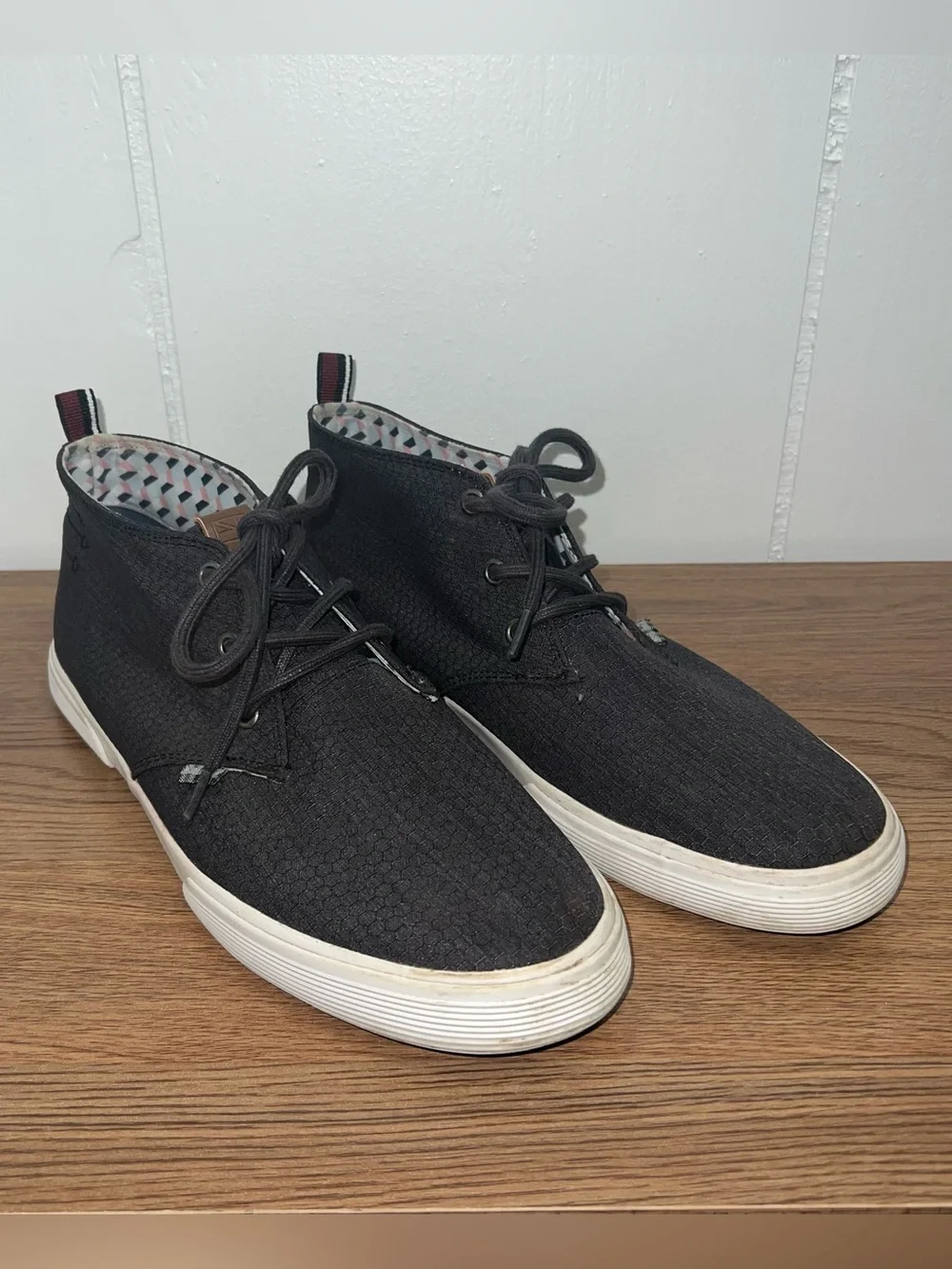 Ben Sherman Men's Chukka Sneakers Size 10.5 Navy Black High Top Casual Shoes
